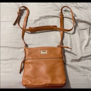 NWOT Dooney & Bourke Crossbody Bag